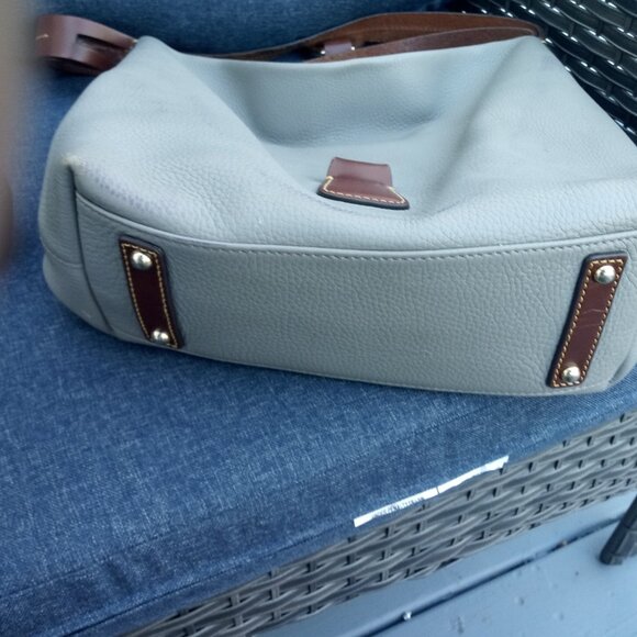 READ Dooney & Bourke Logo Lock Hobo Satchel Shoulder Bag Leather Purse - Picture 4 of 6